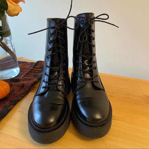 & Other Stories leather lace up chunky flat boots in black - Picture 12 of 13